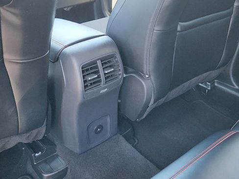 Used 2025 Ford Escape ST-Line Select AWD/4WD image 17