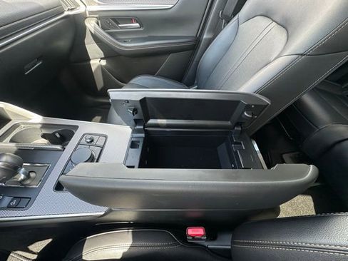 Used 2024 MAZDA CX-90 Plug-In Hybrid w/ Preferred image 27