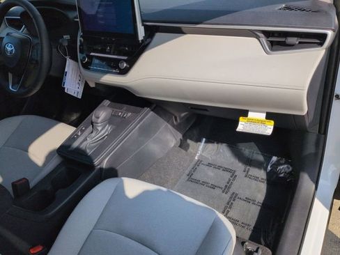 New 2026 Toyota Corolla Cross LE image 30