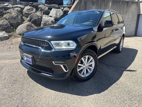 Used 2021 Dodge Durango SXT AWD/4WD image 2