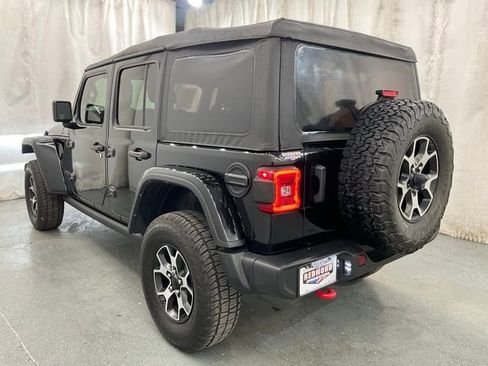 Used 2022 Jeep Wrangler Unlimited Rubicon w/ LED Lighting Group AWD/4WD image 5