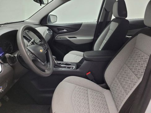 Used 2024 Chevrolet Equinox LS image 17