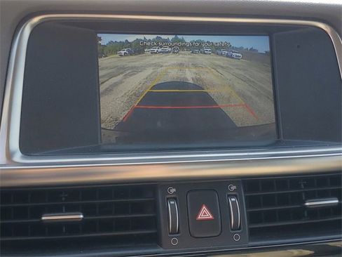 Used 2018 Kia Optima EX image 19