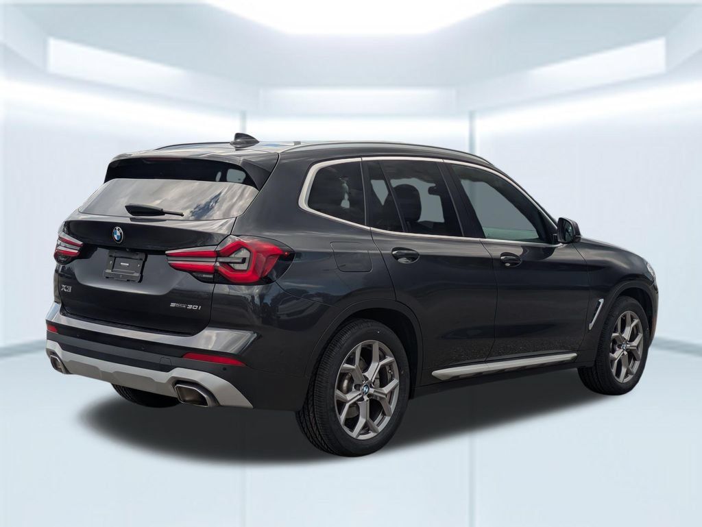 Used 2023 BMW X3 sDrive30i w/ Premium Package RWD image 5