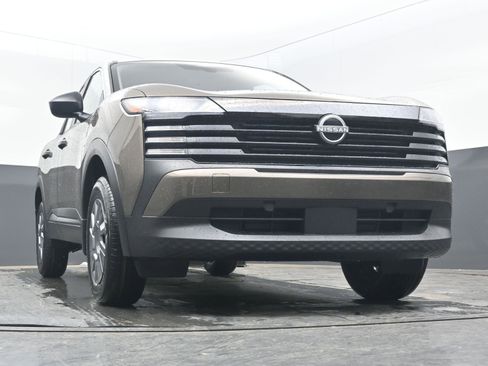 New 2026 Nissan Kicks S image 23