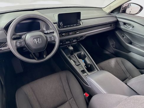 Used 2023 Honda Accord EX image 18