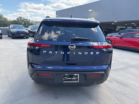Used 2025 Nissan Pathfinder SV FWD image 6