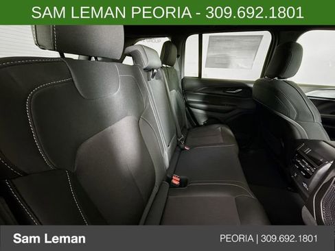 New 2025 Jeep Grand Cherokee Laredo X w/ Luxury Tech Group I image 26