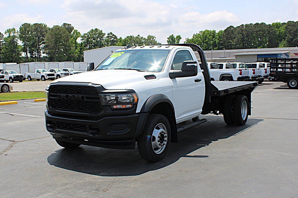 Used 2024 RAM 5500 Tradesman AWD/4WD image 2