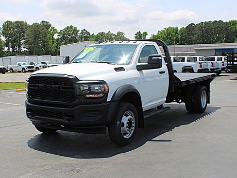 Used 2024 RAM 5500 Tradesman AWD/4WD image 2