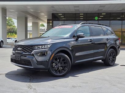Used 2023 Kia Sorento S w/ Panoramic Sunroof Package