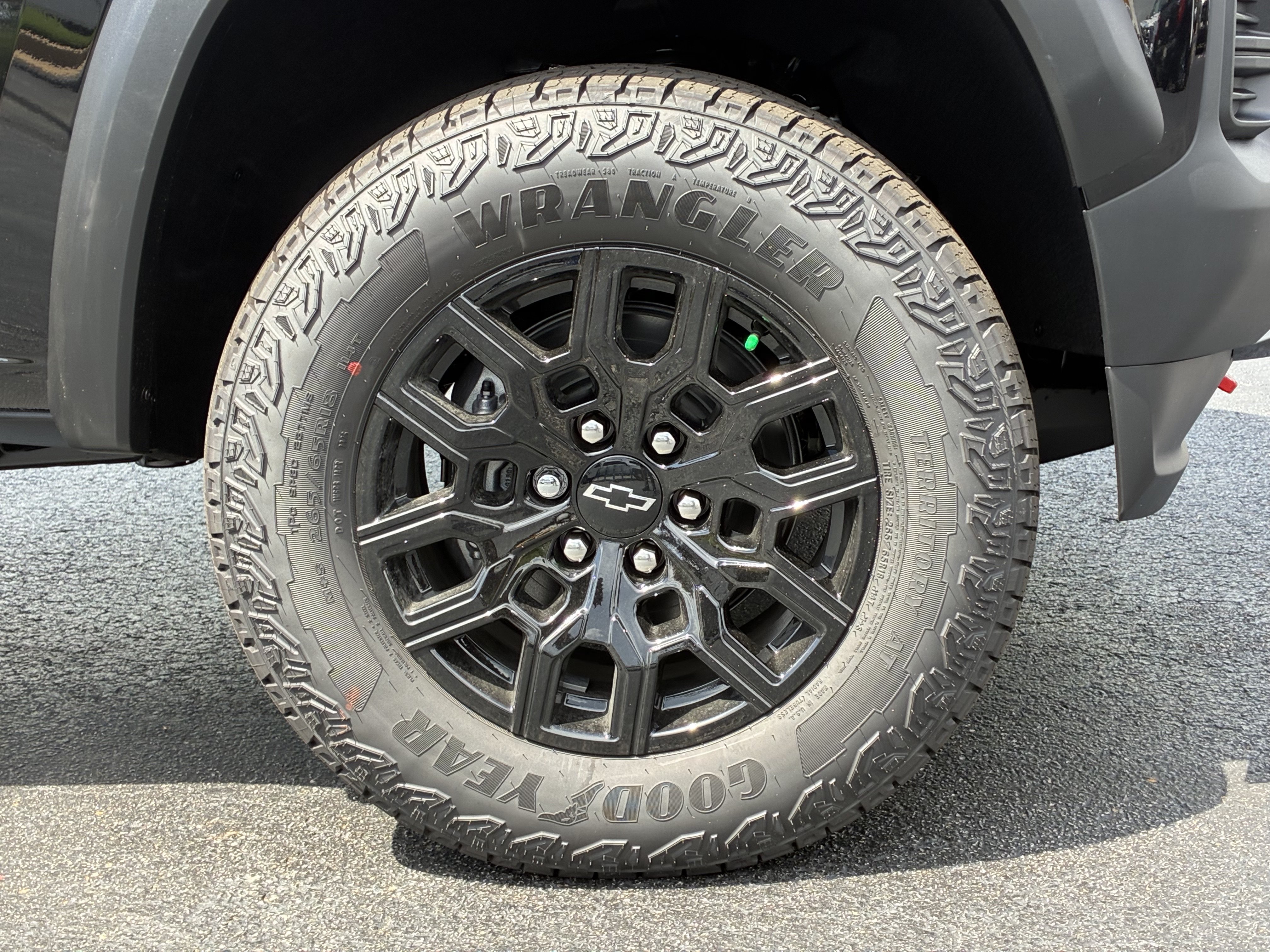 New 2026 Chevrolet Colorado Trail Boss AWD/4WD image 6