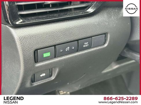 Used 2022 Nissan Sentra SV w/ All-Weather Package image 18