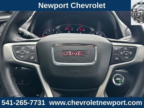 Used 2023 GMC Terrain SLT w/ Tech Package image 24