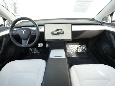 Used 2022 Tesla Model 3 Long Range image 41