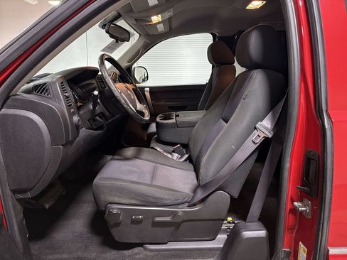Used 2013 Chevrolet Silverado 1500 LT AWD/4WD image 18