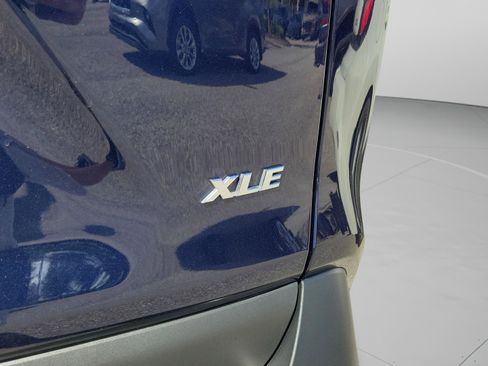 Used 2025 Toyota RAV4 XLE w/ Convenience Package FWD image 19