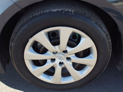 Used 2024 Toyota Corolla LE image 23