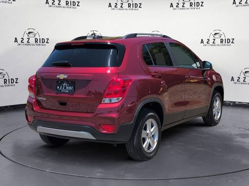 Used 2022 Chevrolet Trax LT w/ LT Convenience Package AWD/4WD image 6