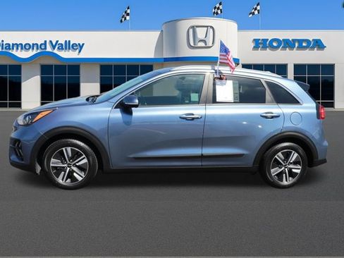 Used 2022 Kia Niro EX Premium FWD image 9