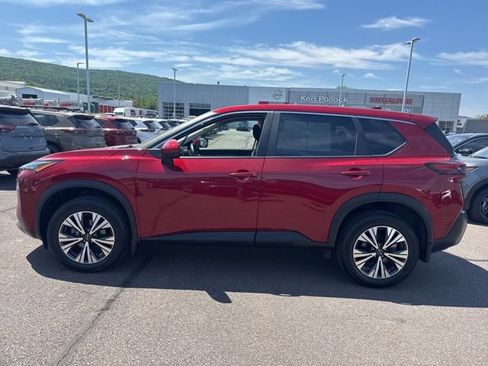 Certified 2023 Nissan Rogue SV AWD/4WD image 8