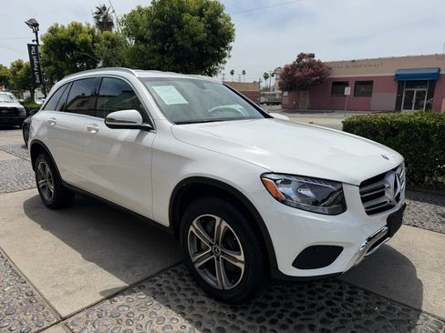 Used 2017 Mercedes-Benz GLC 300 image 3