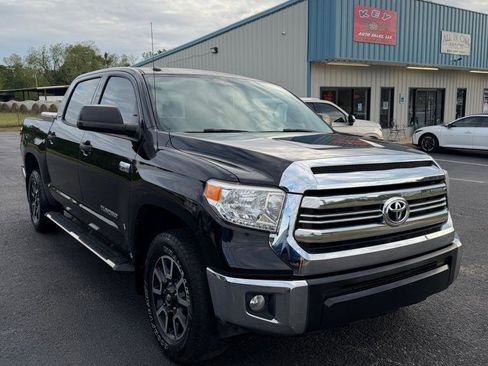 Used 2017 Toyota Tundra SR5 w/ TRD Off Road Package image 1