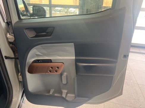 Used 2022 Ford Maverick Lariat w/ Lariat Luxury Package image 12