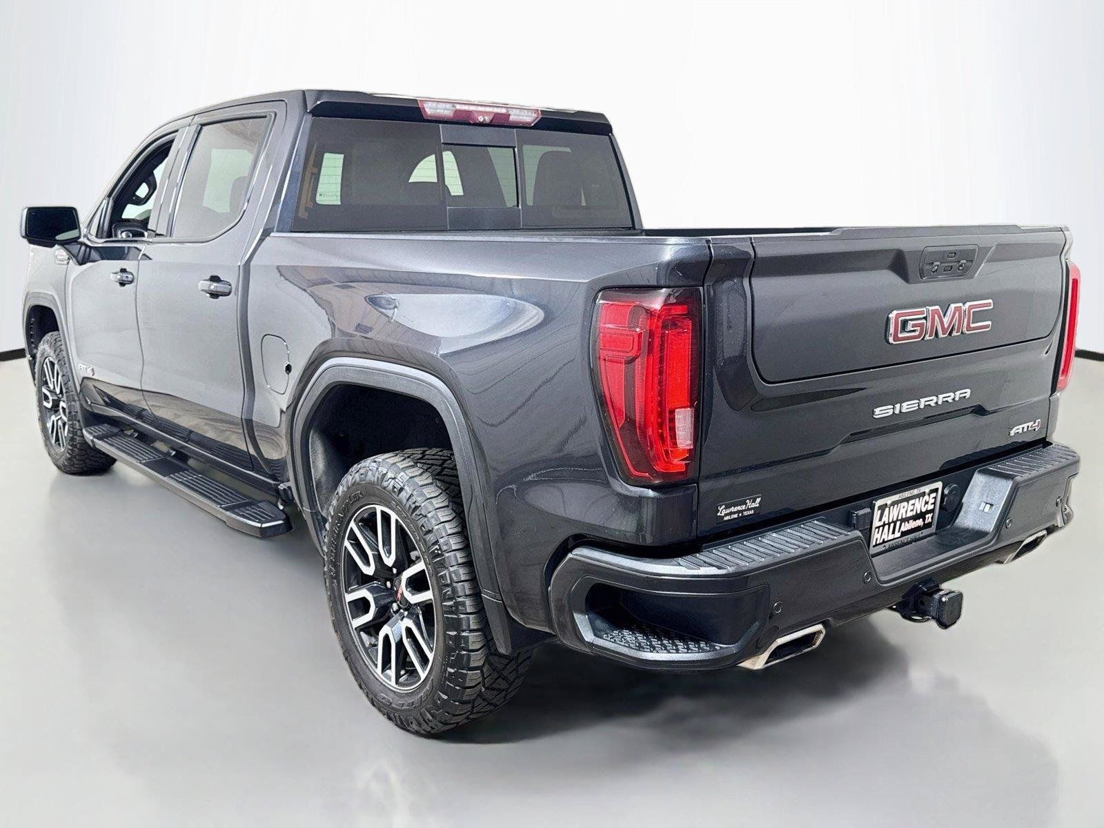 Used 2020 GMC Sierra 1500 AT4 w/ AT4 Premium Package AWD/4WD image 6