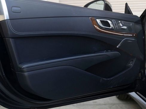 Used 2014 Mercedes-Benz SL 550 image 13