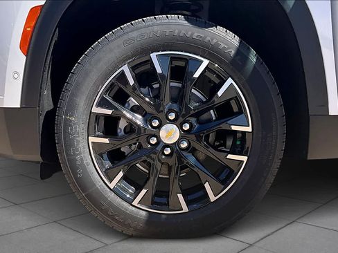 New 2026 Chevrolet Traverse LT w/ Enhanced Driving Package FWD image 12