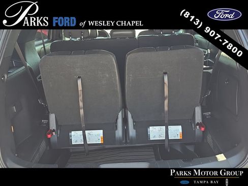 Certified 2018 Ford Explorer XLT w/ Equipment Group 202A AWD/4WD image 9
