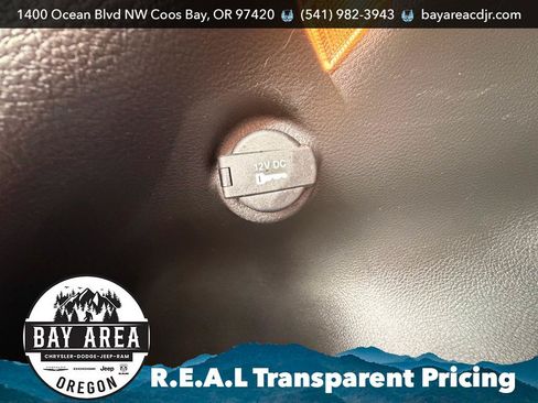 Used 2024 Jeep Compass Latitude AWD/4WD image 25