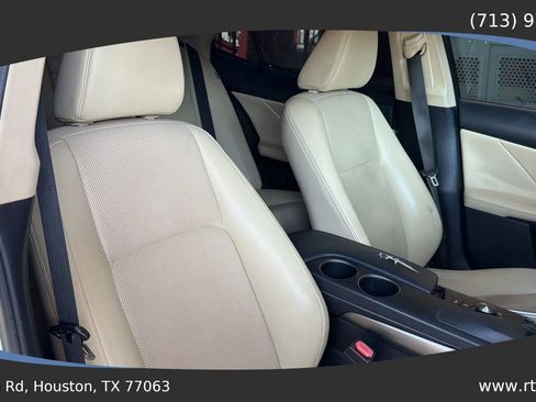 Used 2015 Lexus IS 250 w/ Navigation System Package RWD image 35