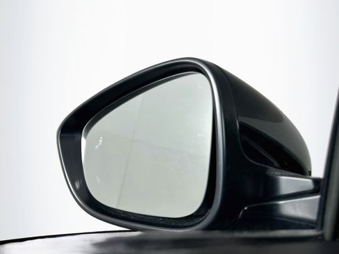 Used 2023 Honda Accord EX image 16