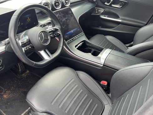 Used 2024 Mercedes-Benz C 300 Sedan image 3
