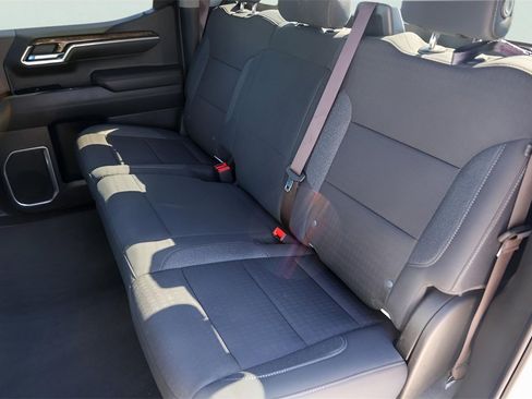 Used 2024 GMC Sierra 1500 SLE image 26