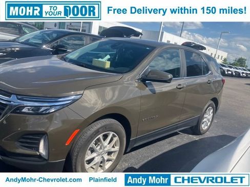 Used 2023 Chevrolet Equinox LT FWD image 1