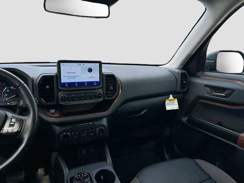 Used 2023 Ford Bronco Sport Outer Banks w/ Tech Package image 26