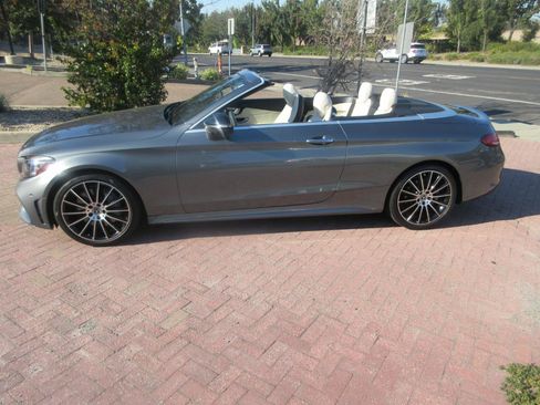 Used 2020 Mercedes-Benz C 300 Cabriolet image 2