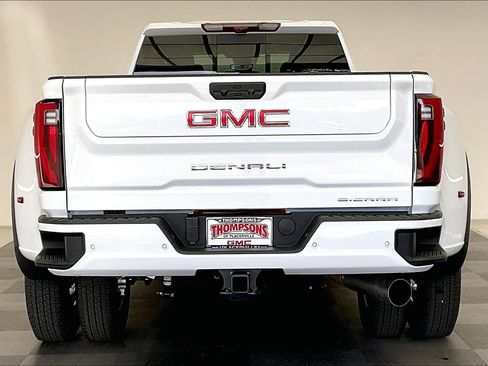 New 2026 GMC Sierra 3500 Denali w/ Denali Reserve Package image 3