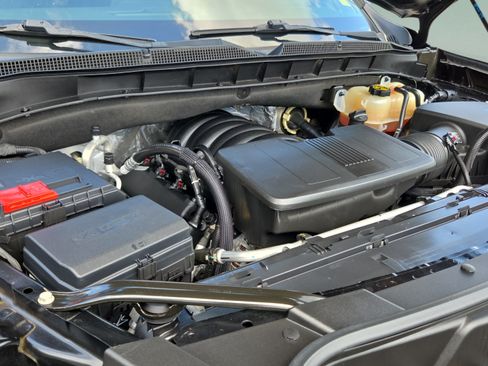 Certified 2023 Chevrolet Suburban High Country AWD/4WD image 22