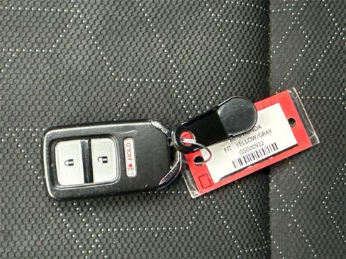 Used 2016 Honda Fit EX image 28