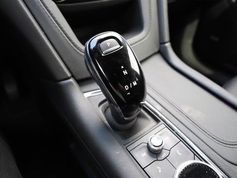 Used 2023 Cadillac XT6 Luxury image 14