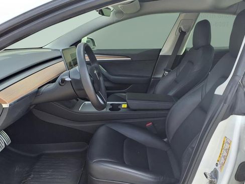 Used 2022 Tesla Model 3 Performance image 8