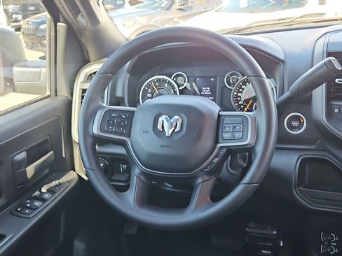 Used 2022 RAM 2500 Tradesman image 22