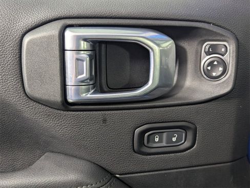 Certified 2021 Jeep Wrangler Unlimited Sahara image 14