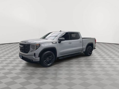 Certified 2024 GMC Sierra 1500 Elevation w/ LPO, Elevation Black Package AWD/4WD image 40