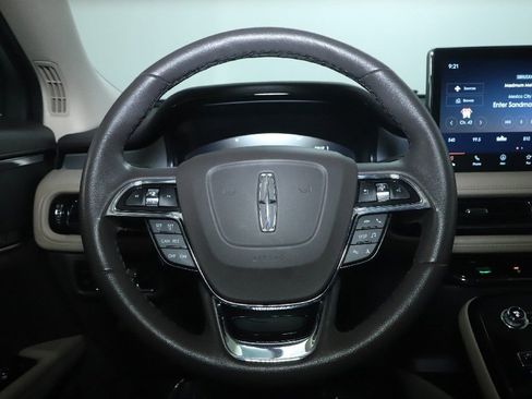 Certified 2023 Lincoln Nautilus AWD w/ Premium Package image 21