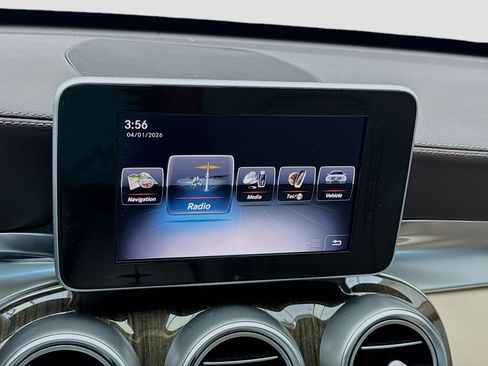 Used 2015 Mercedes-Benz C 300 4MATIC Sedan image 11